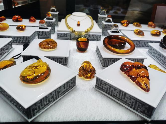 第17届中国(西安) 国际珠宝玉石展览会璀璨开幕